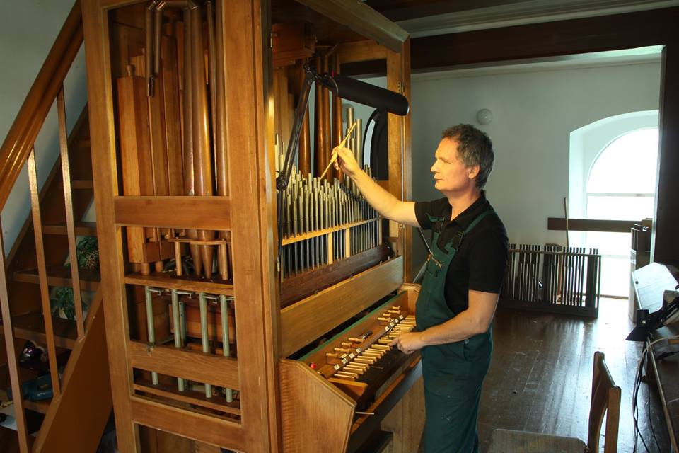 Orgel Jörg Nass.jpg